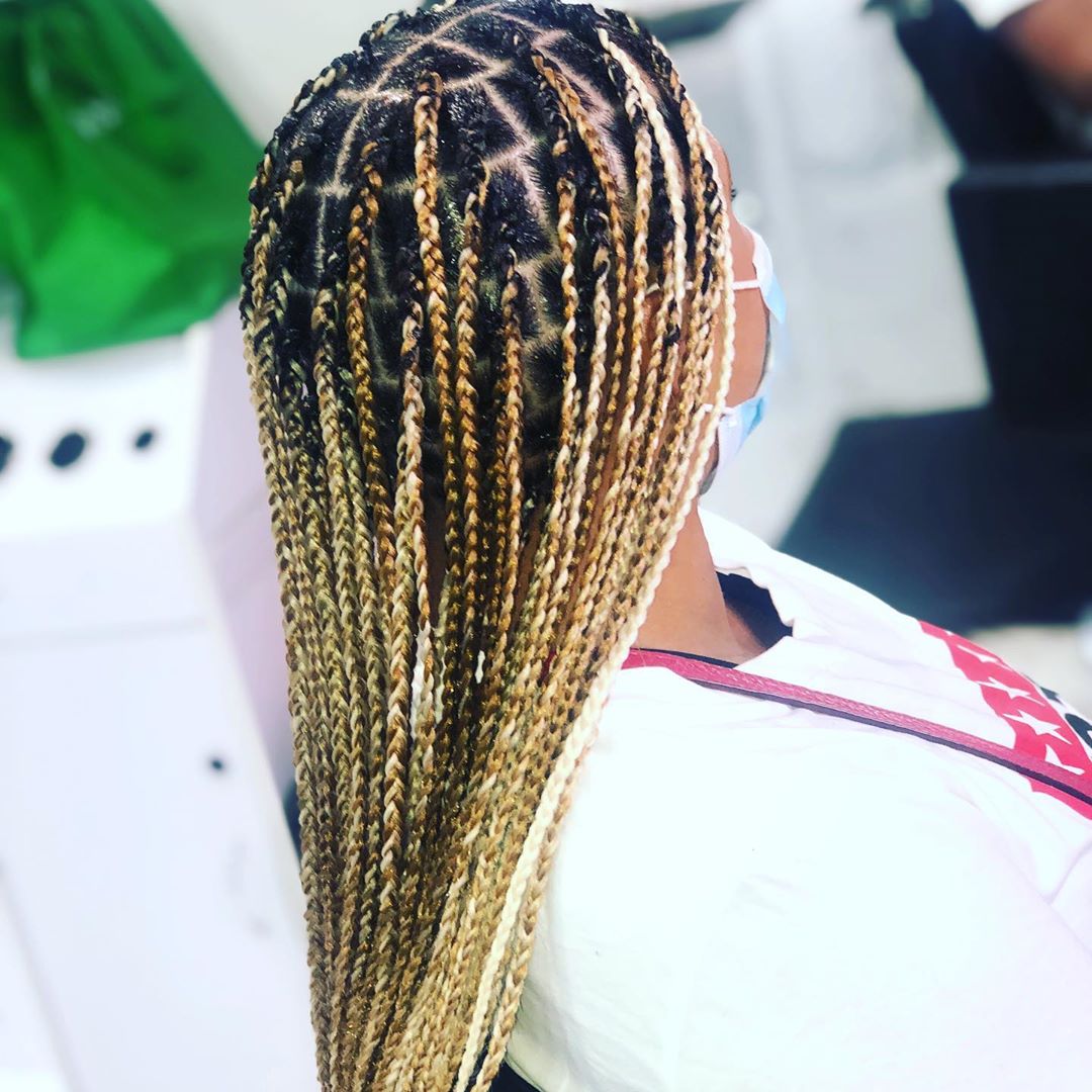 knotless box braids small